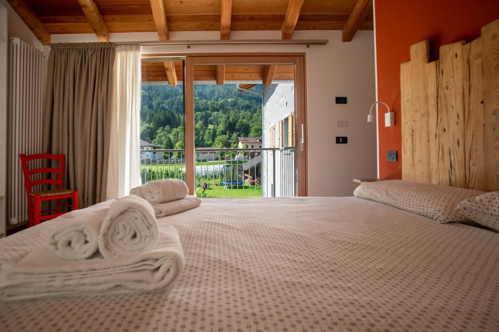 La Lesivera Bed And Breakfast Tione di Trento Exterior foto